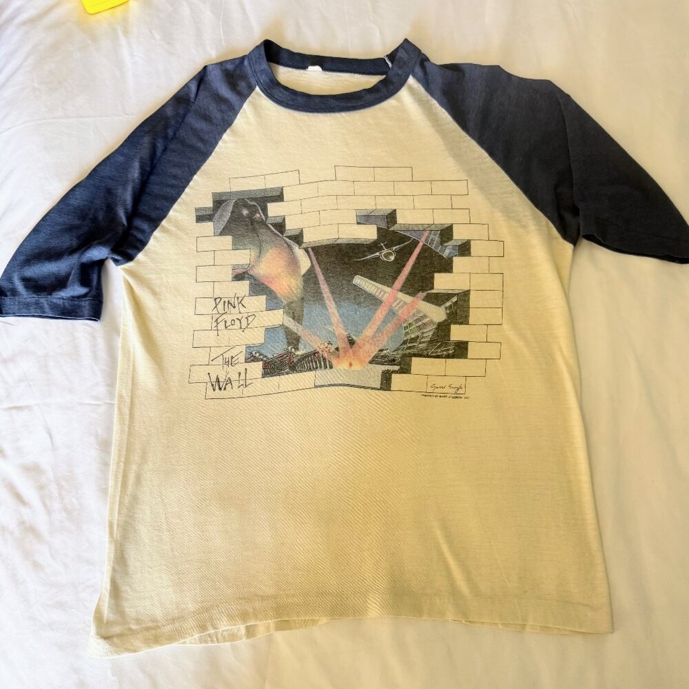 Authentic Vintage Pink Floyd The Wall T Shirt Collectible Memorabilia Concert